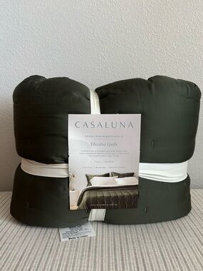 NWT Full/Queen Rayon from Bamboo Quilt Dark Olive Green - Casaluna